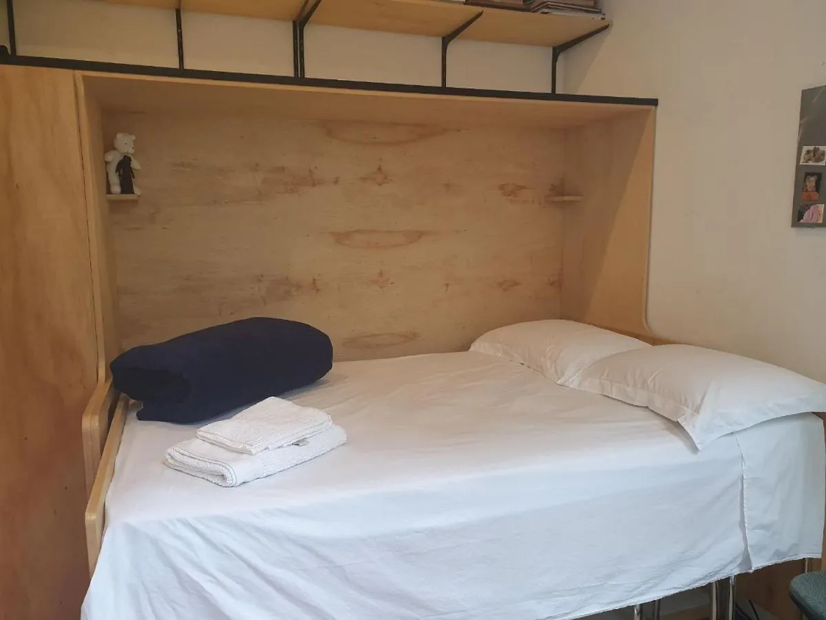 Quarto em Acomodações Particulares Hospedagem Casa Paulista São Paulo Brasil